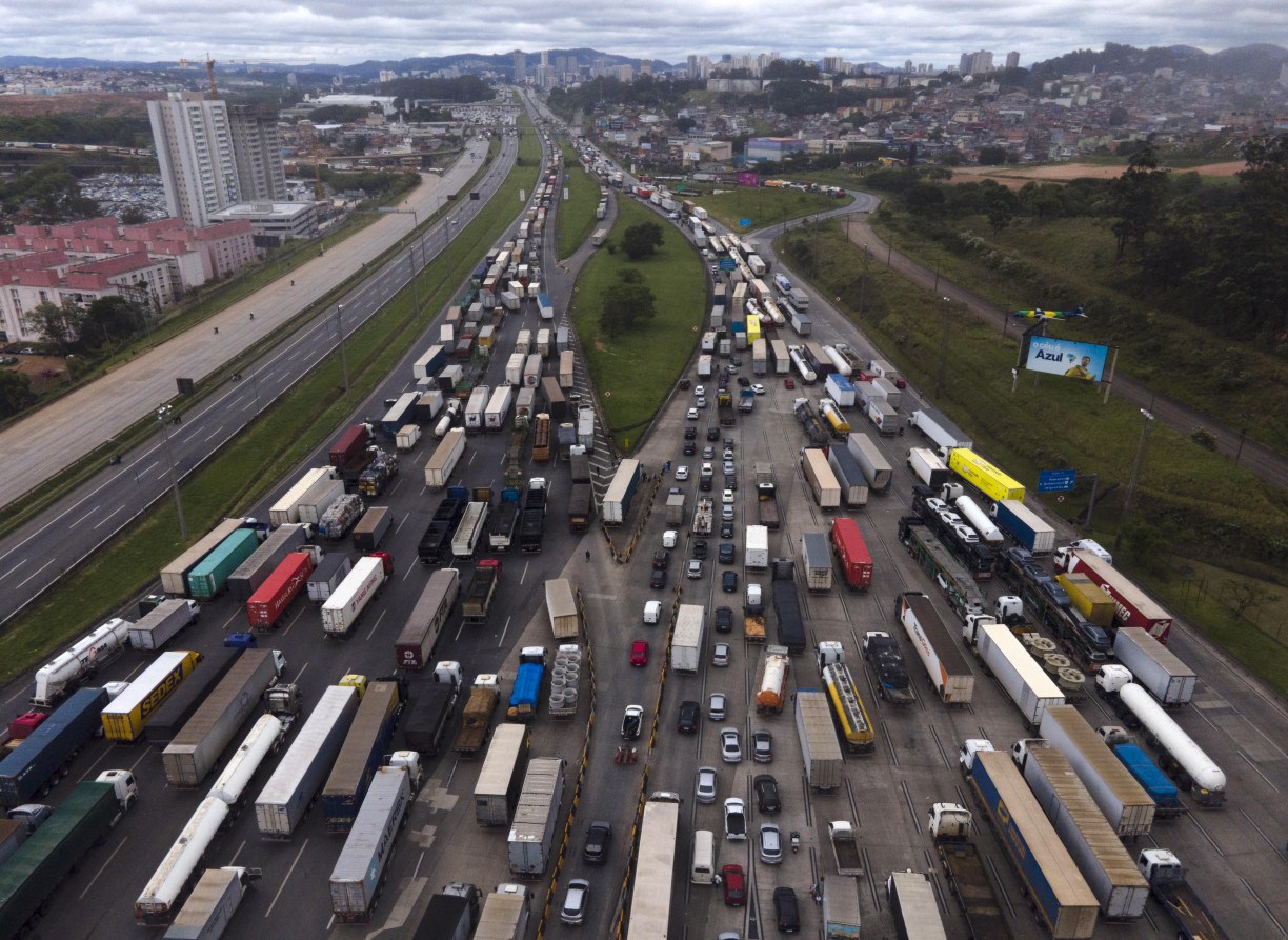 ROUBO DE CARGAS: Brasil registra mais de 17 mil roubos de cargas no primeiro semestre. Veja os 10 estados mais perigosos